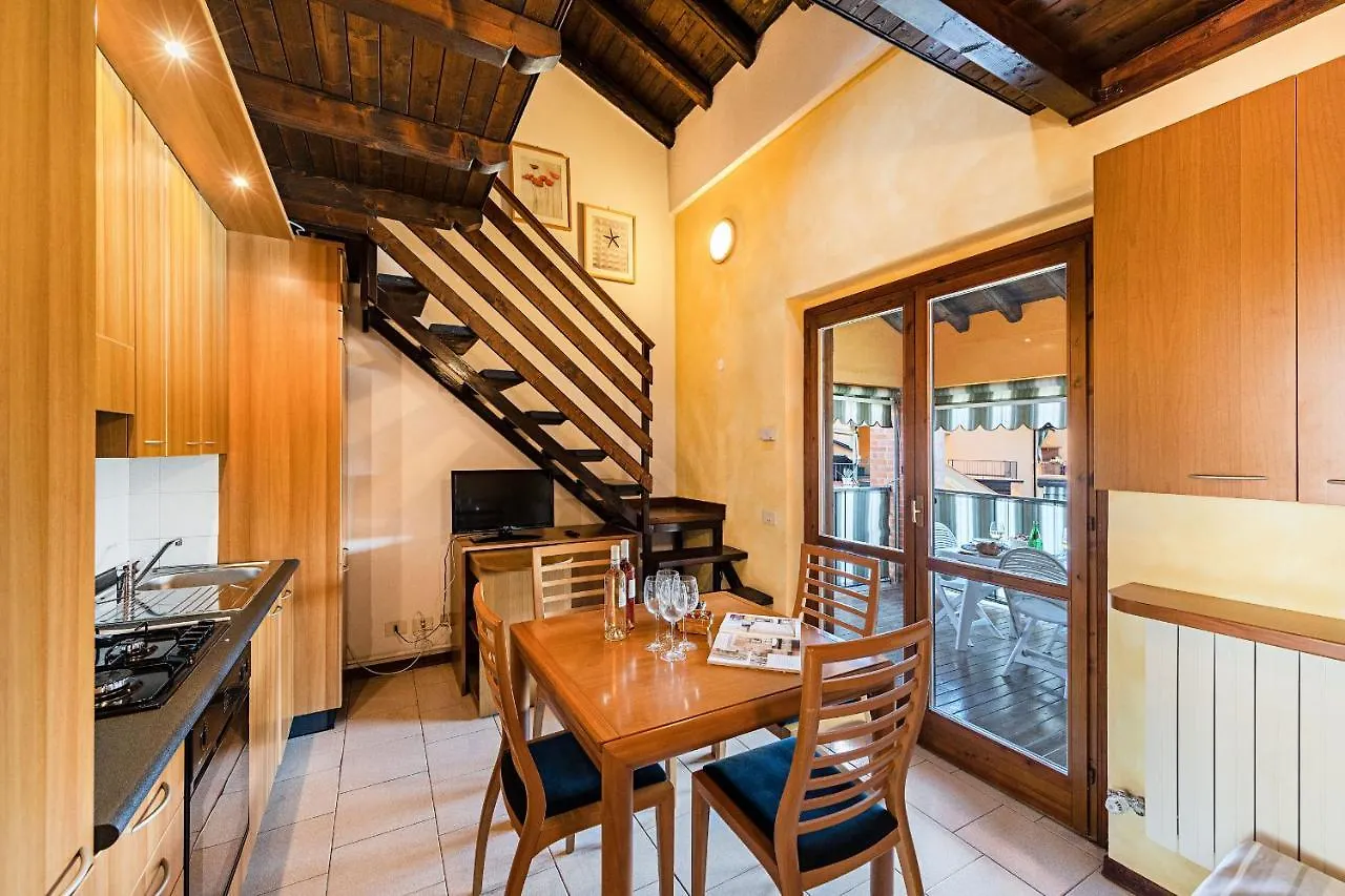 I Girasoli Apartment By Wonderful Italy Toscolano Maderno