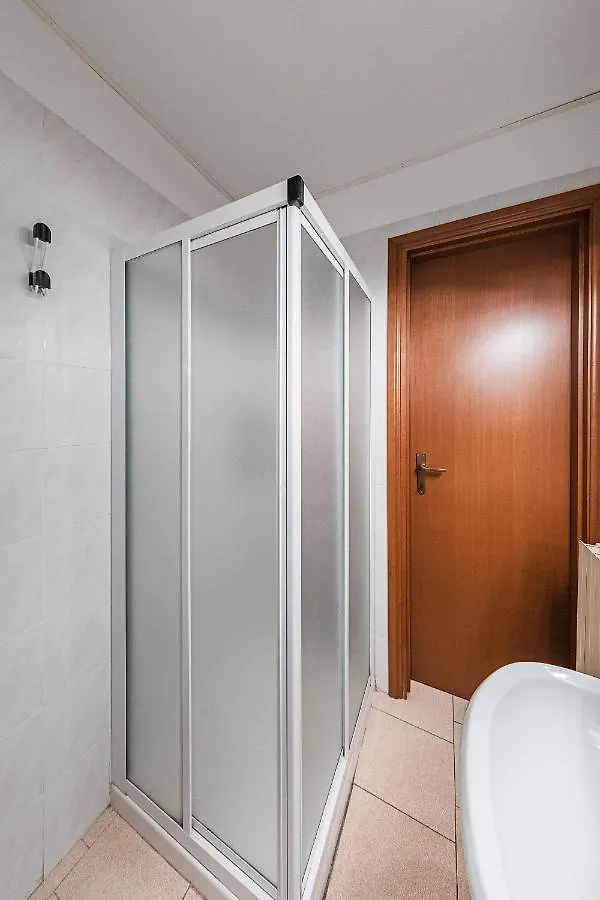 I Girasoli Apartment By Wonderful Italy Toscolano Maderno