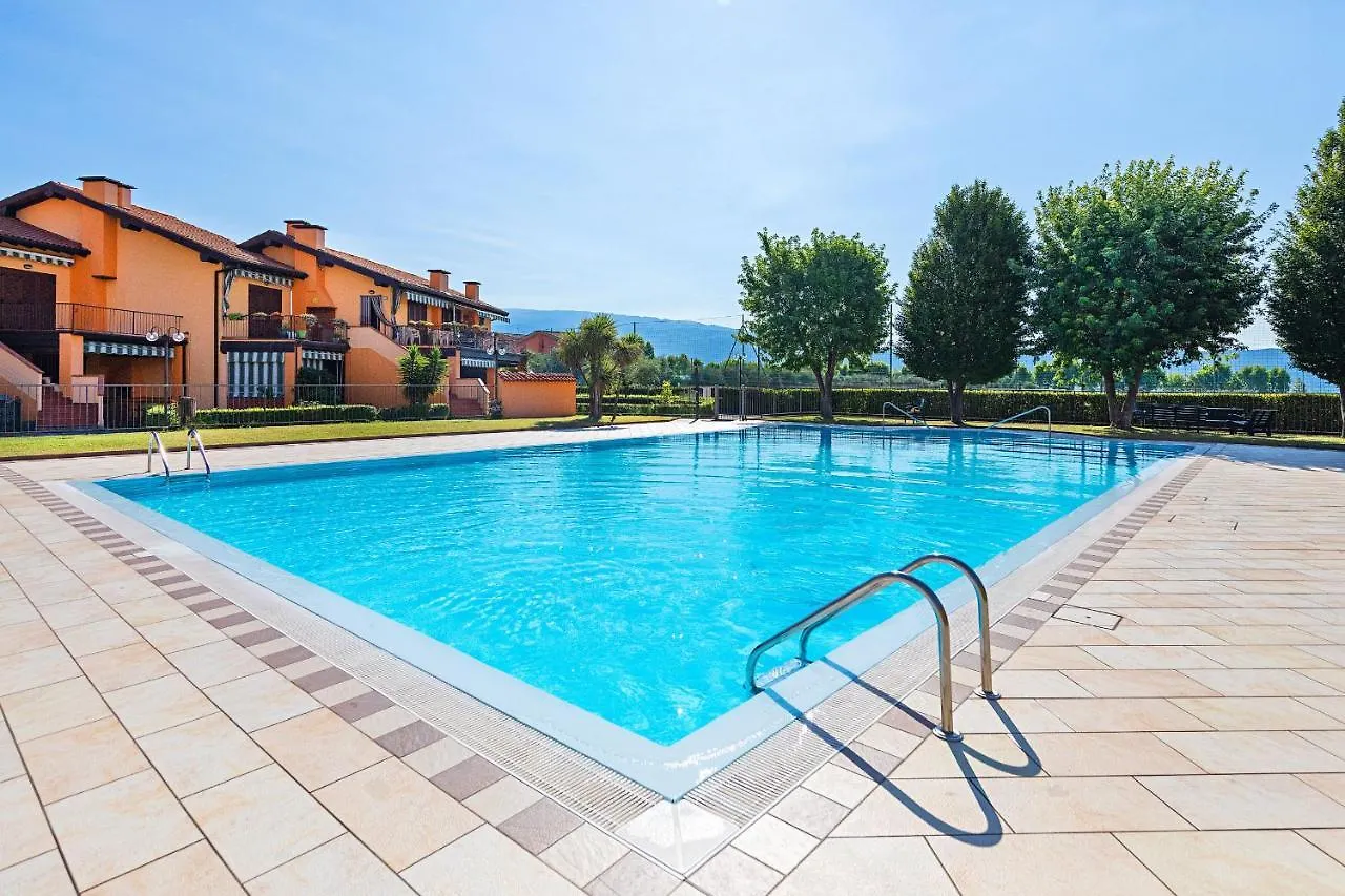 I Girasoli Apartment By Wonderful Italy contacts