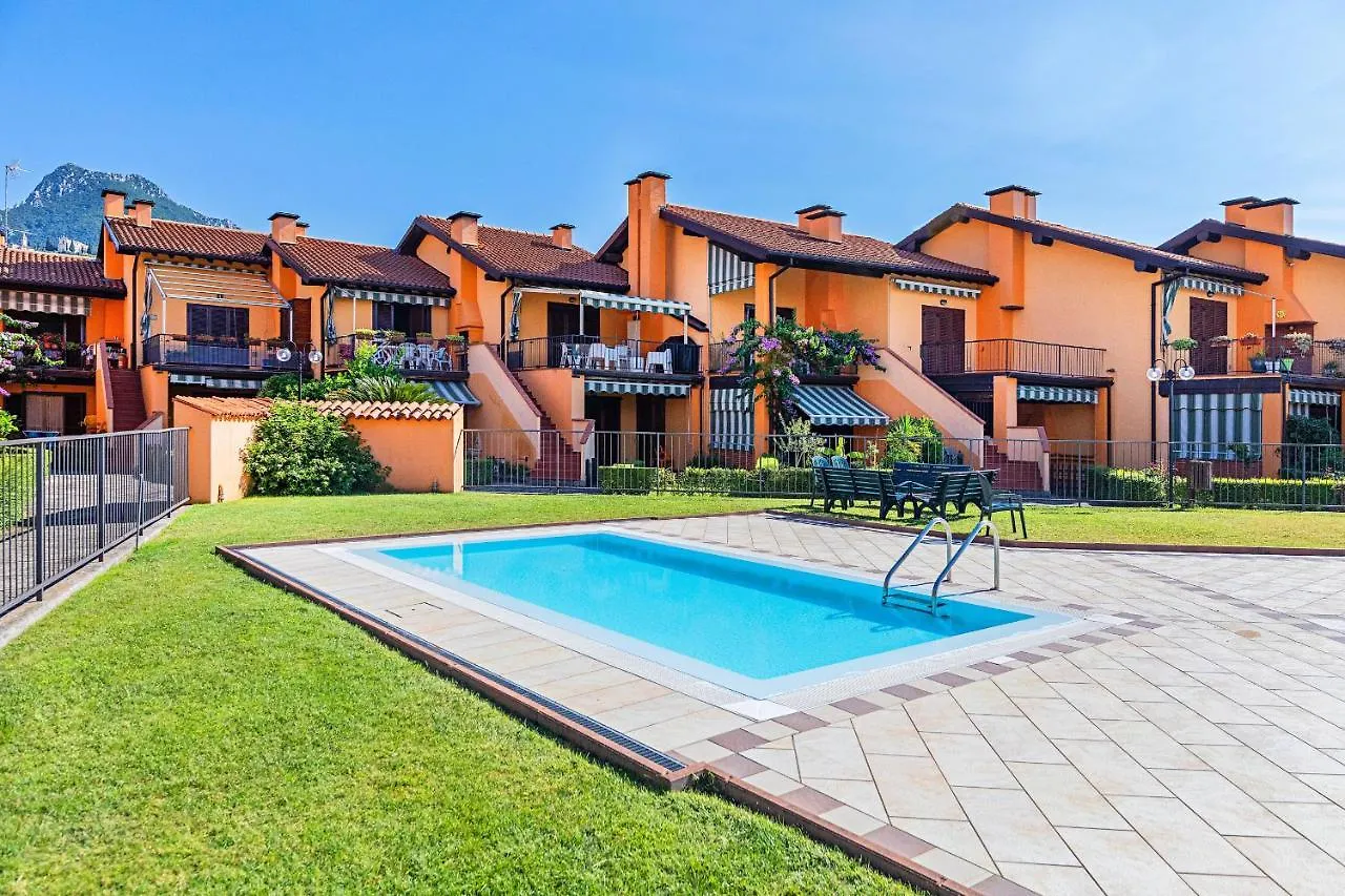 I Girasoli Apartment By Wonderful Italy Toscolano Maderno Italy