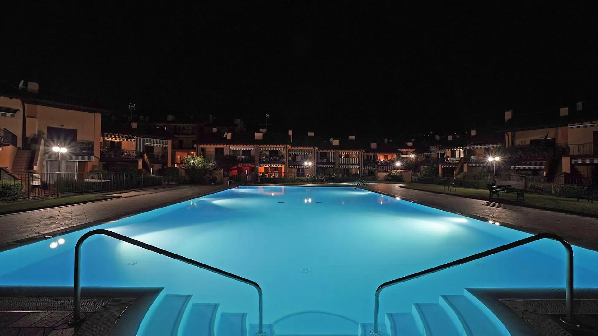 I Girasoli Apartment By Wonderful Italy Toscolano Maderno
