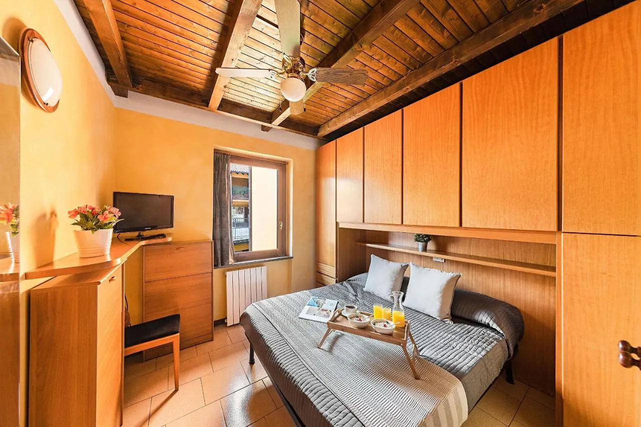 I Girasoli Apartment By Wonderful Italy Toscolano Maderno